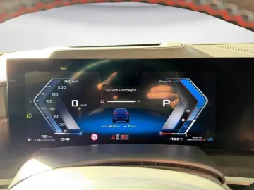 BMW X5 M60i Panoramadach AHK Soft Close 22'