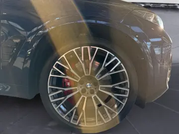 BMW X5 M60i Panoramadach AHK Soft Close 22'