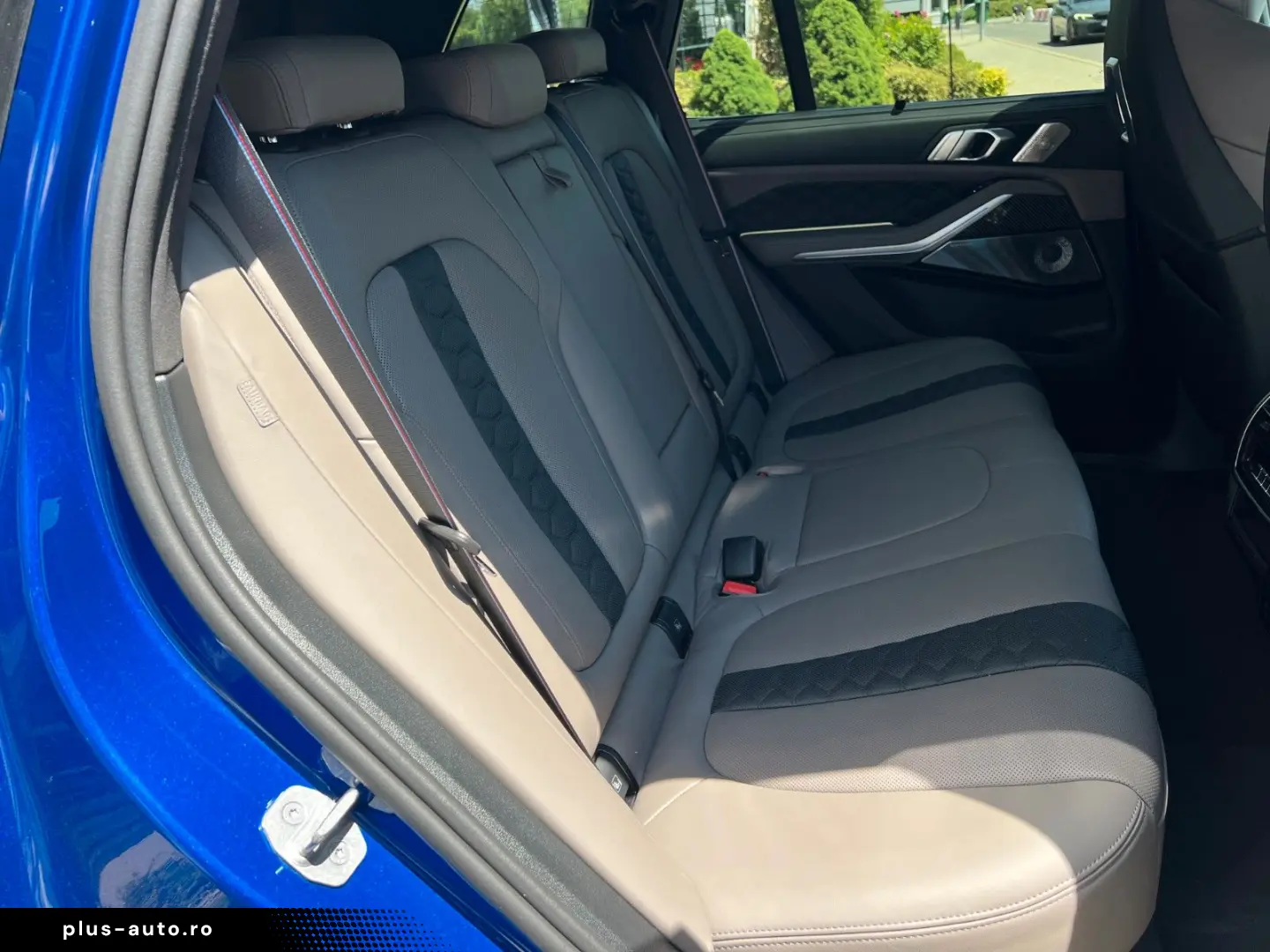 BMW X5 M M Competition B&W Carbon