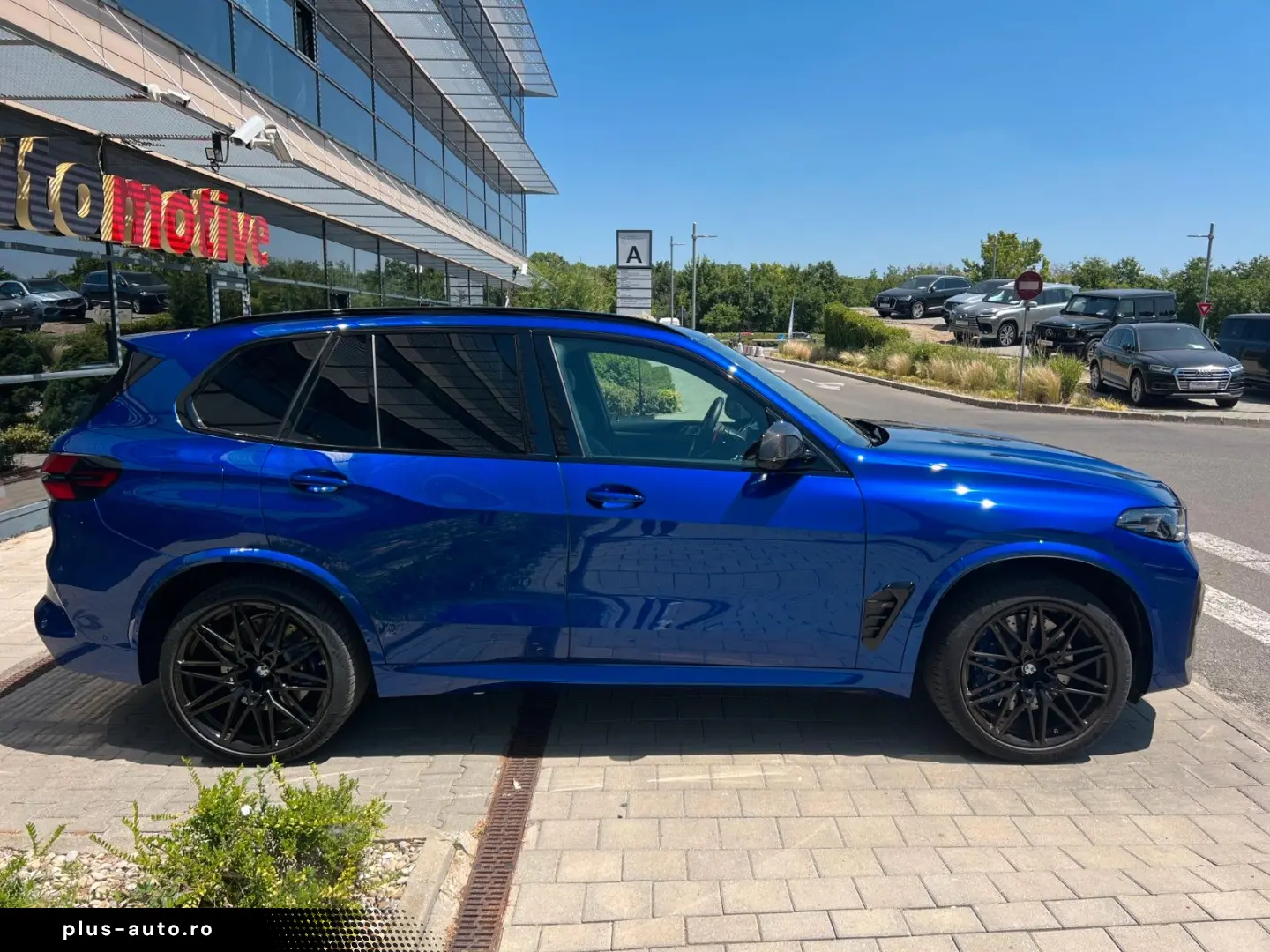 BMW X5 M M Competition B&W Carbon