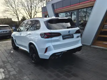 BMW X5 M Competition AKRAPOVIC B&W SKY M´DRIVERS AHK