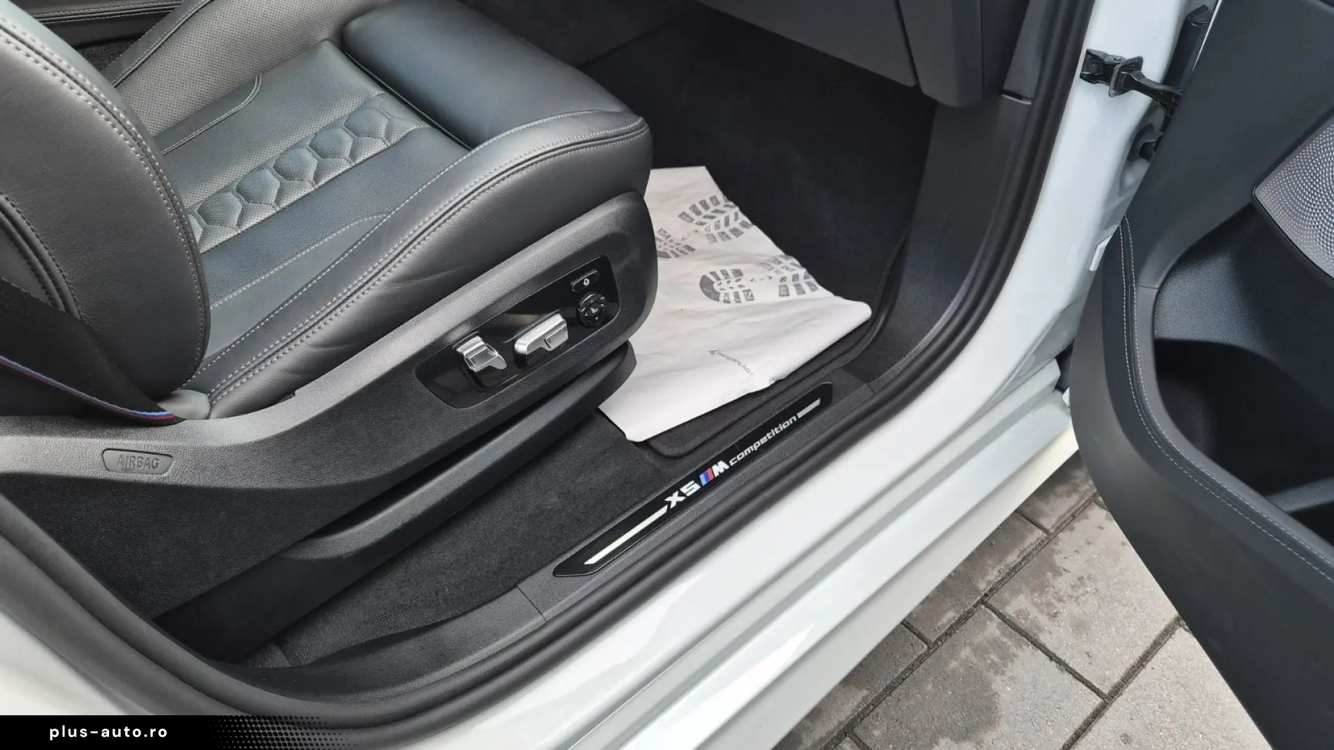 BMW X5 M Competition AKRAPOVIC B&W SKY M´DRIVERS AHK