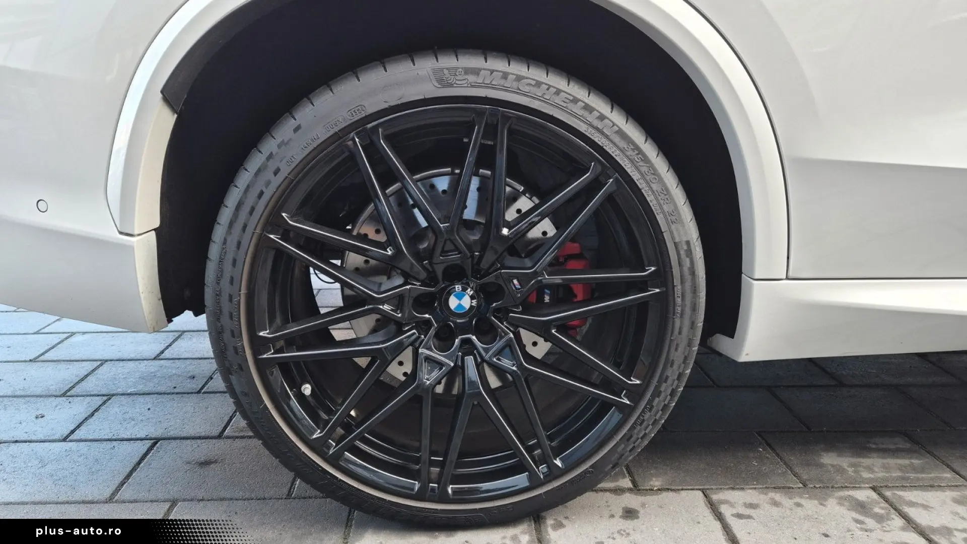 BMW X5 M Competition AKRAPOVIC B&W SKY M´DRIVERS AHK