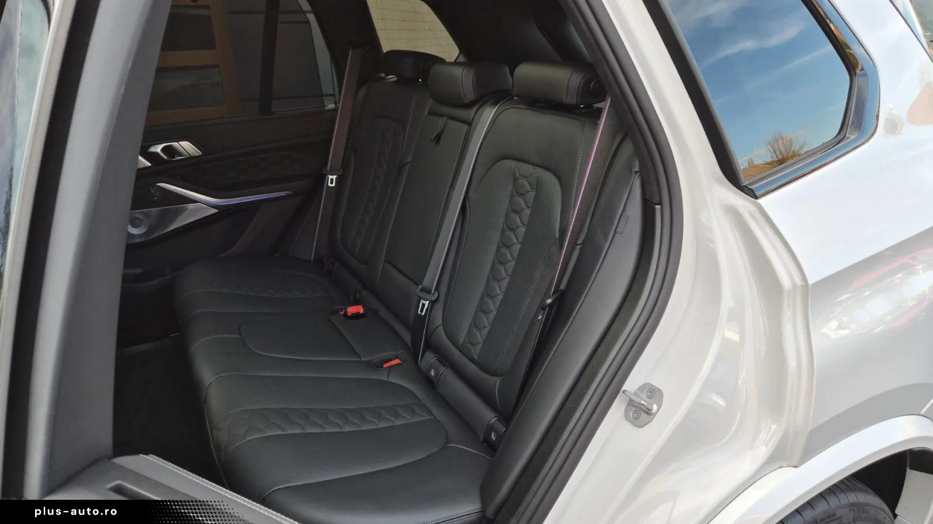 BMW X5 M Competition AKRAPOVIC B&W SKY M´DRIVERS AHK