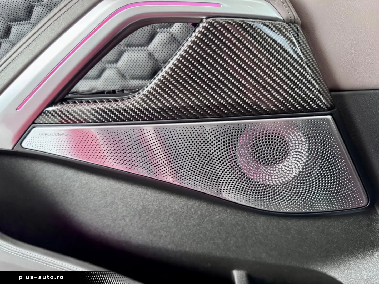 BMW X6 M Competition LCI Bowers Drivers Carbon Pano