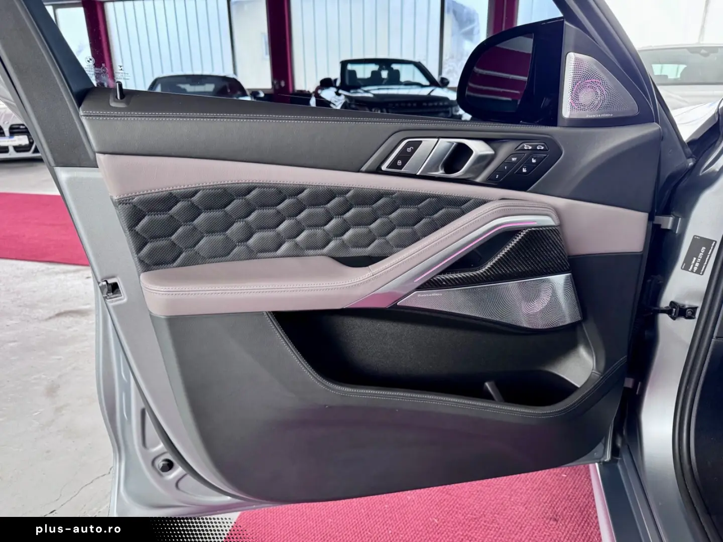 BMW X6 M Competition LCI Bowers Drivers Carbon Pano