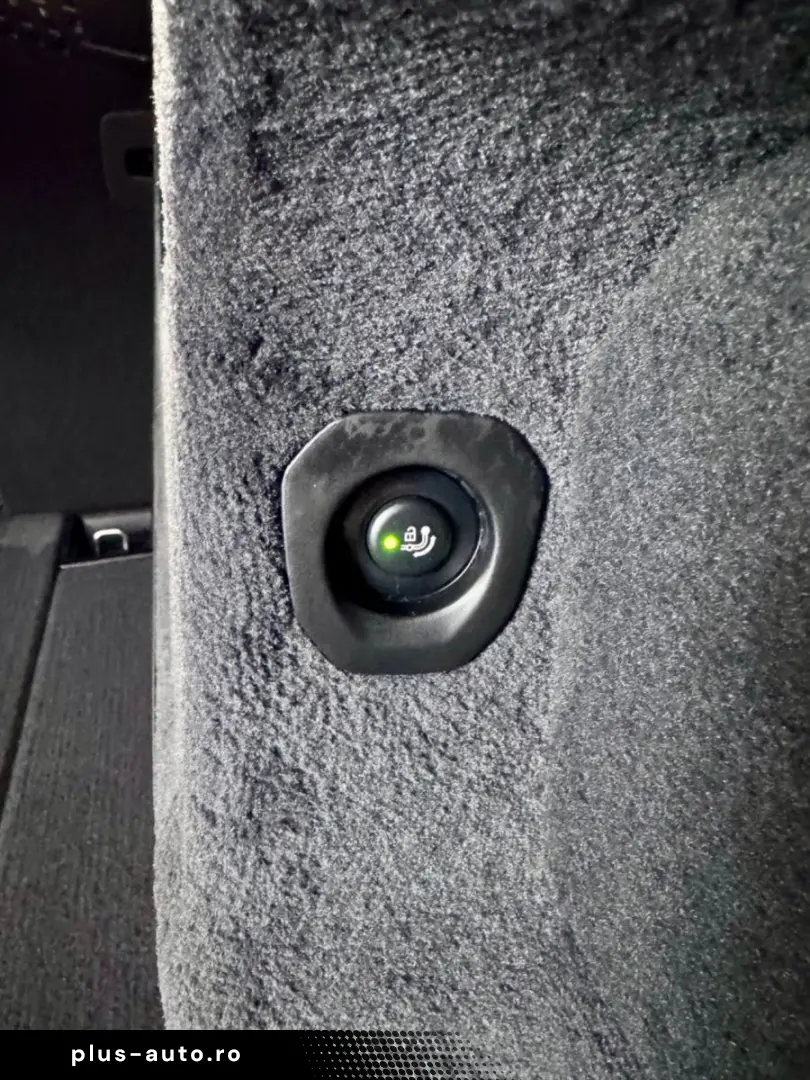 BMW X6 M Competition LCI Bowers Drivers Carbon Pano