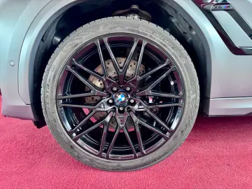 BMW X6 M Competition LCI Bowers Drivers Carbon Pano