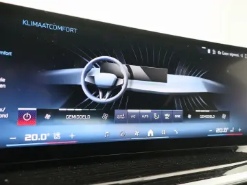 BMW X6 M60 M60i xDrive