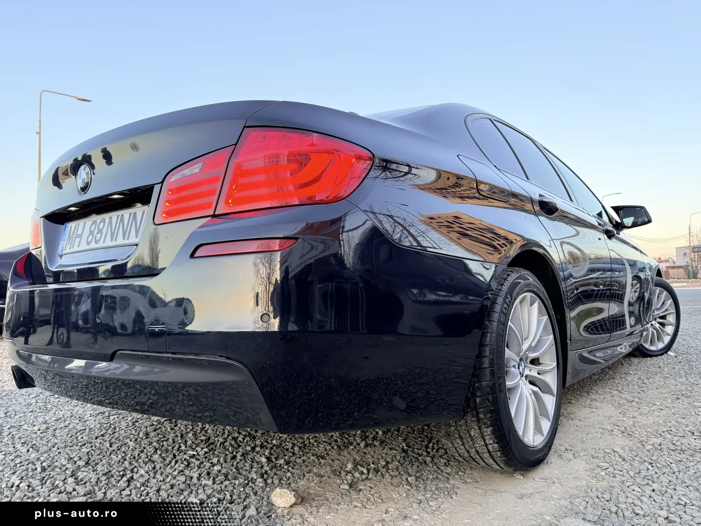 530xd pachet M. 7000e avans 6000e în 3 luni