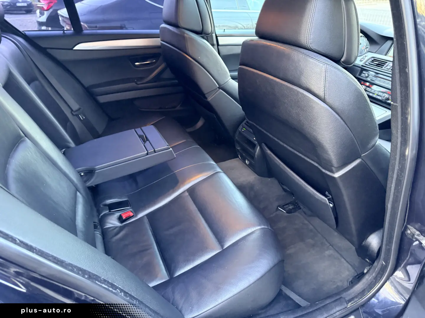 530xd pachet M. 7000e avans 6000e în 3 luni