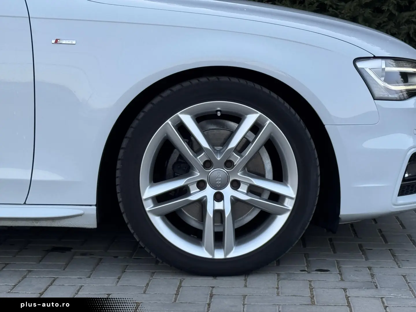 AUDI A4 Avant  S-Line  Euro 6