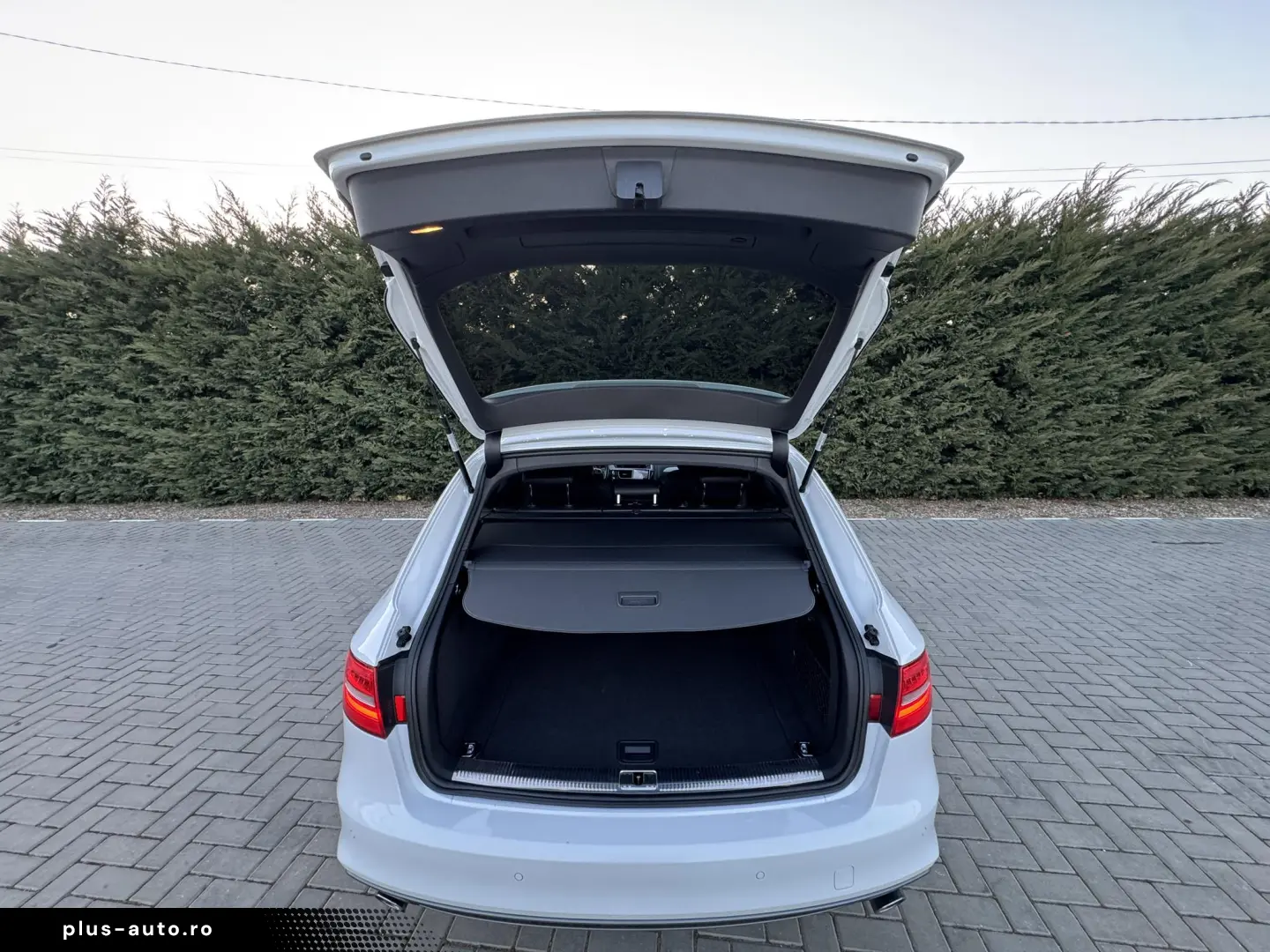 AUDI A4 Avant  S-Line  Euro 6