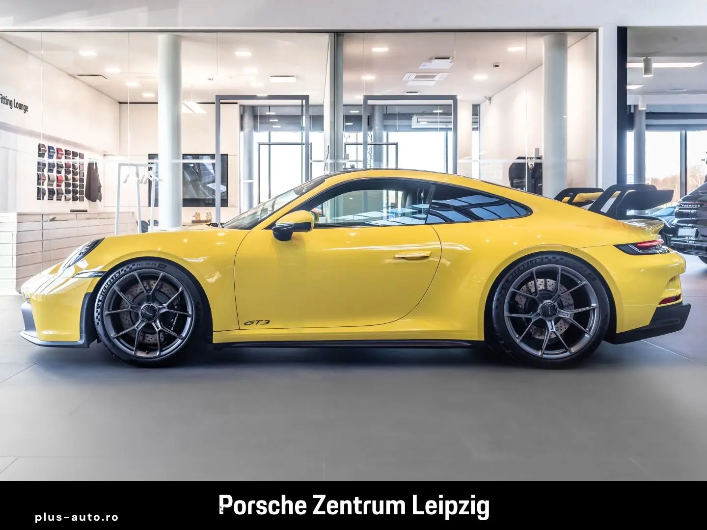 PORSCHE 992 911 GT3 Clubsport Lift Matrix BOSE Vollschal