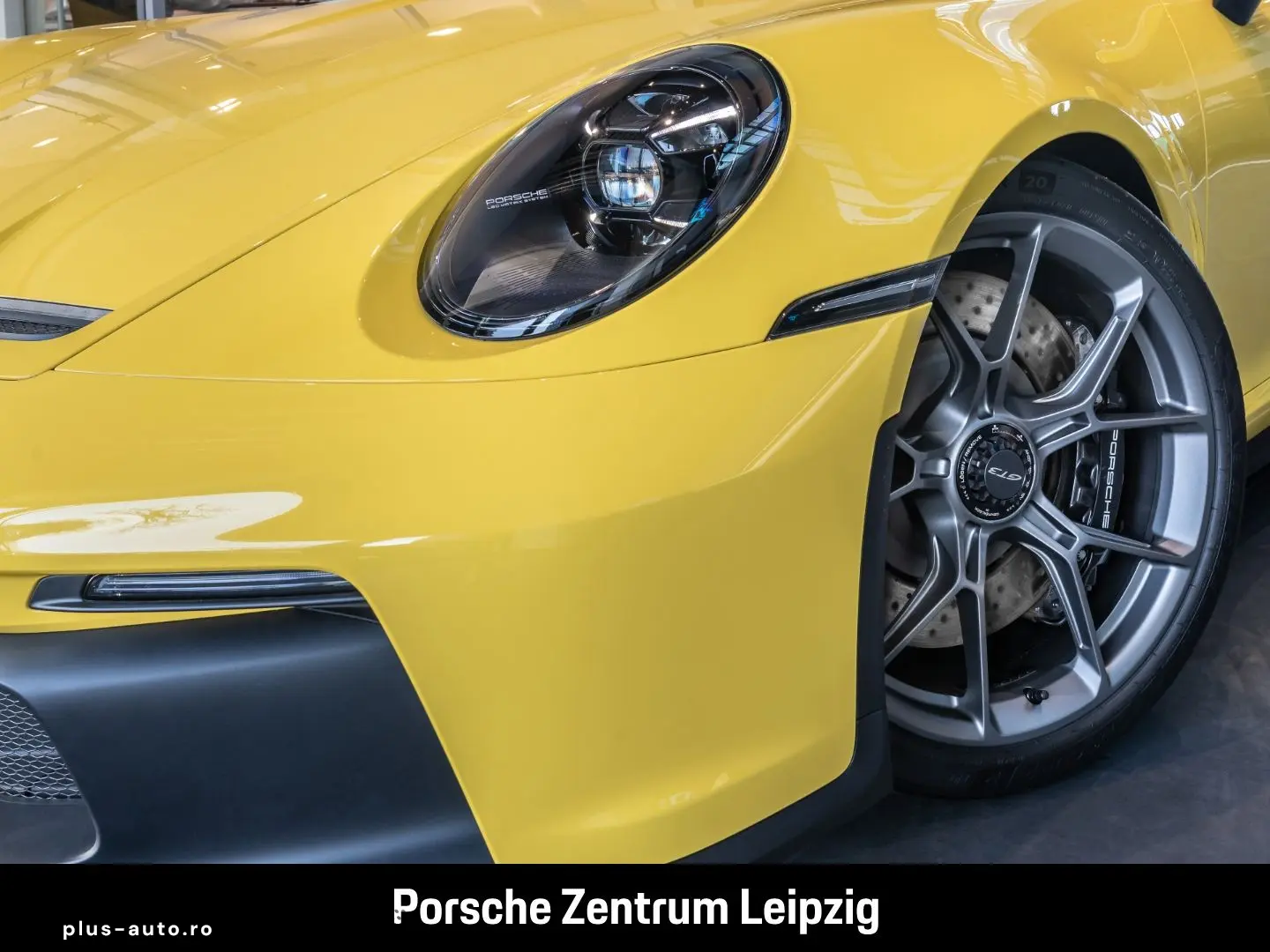 PORSCHE 992 911 GT3 Clubsport Lift Matrix BOSE Vollschal