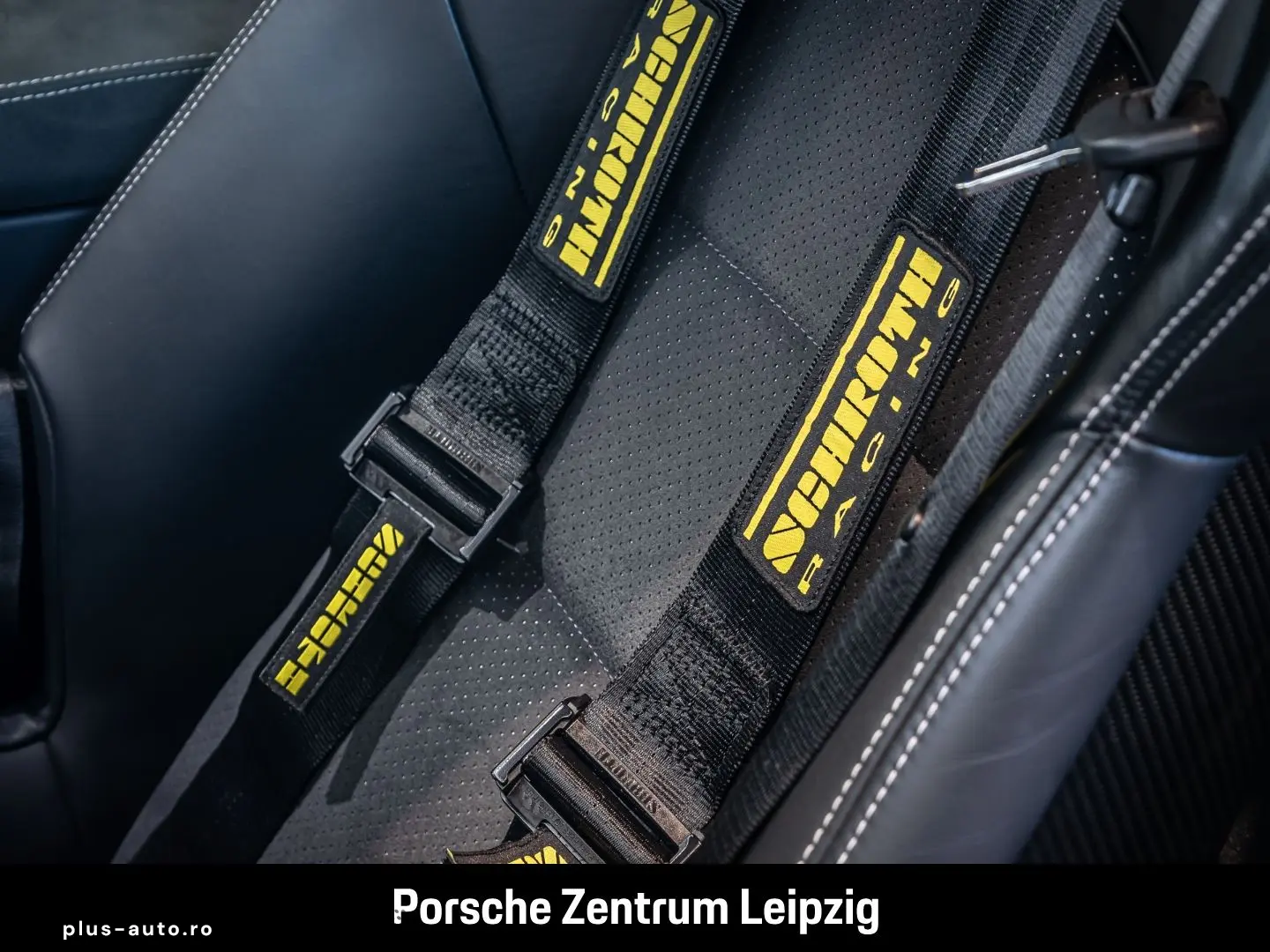 PORSCHE 992 911 GT3 Clubsport Lift Matrix BOSE Vollschal