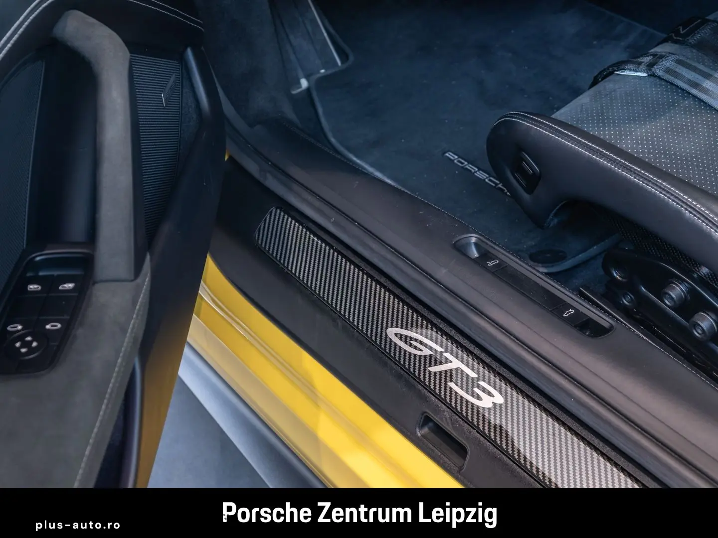 PORSCHE 992 911 GT3 Clubsport Lift Matrix BOSE Vollschal