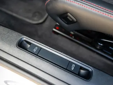 PORSCHE 911 GT3  Manthey  PTS  Sport Design