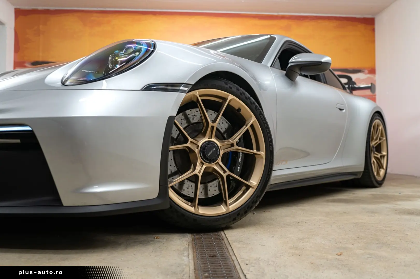 PORSCHE 992 GT3 PERFECT CONDITION STOCK LIKE NEW