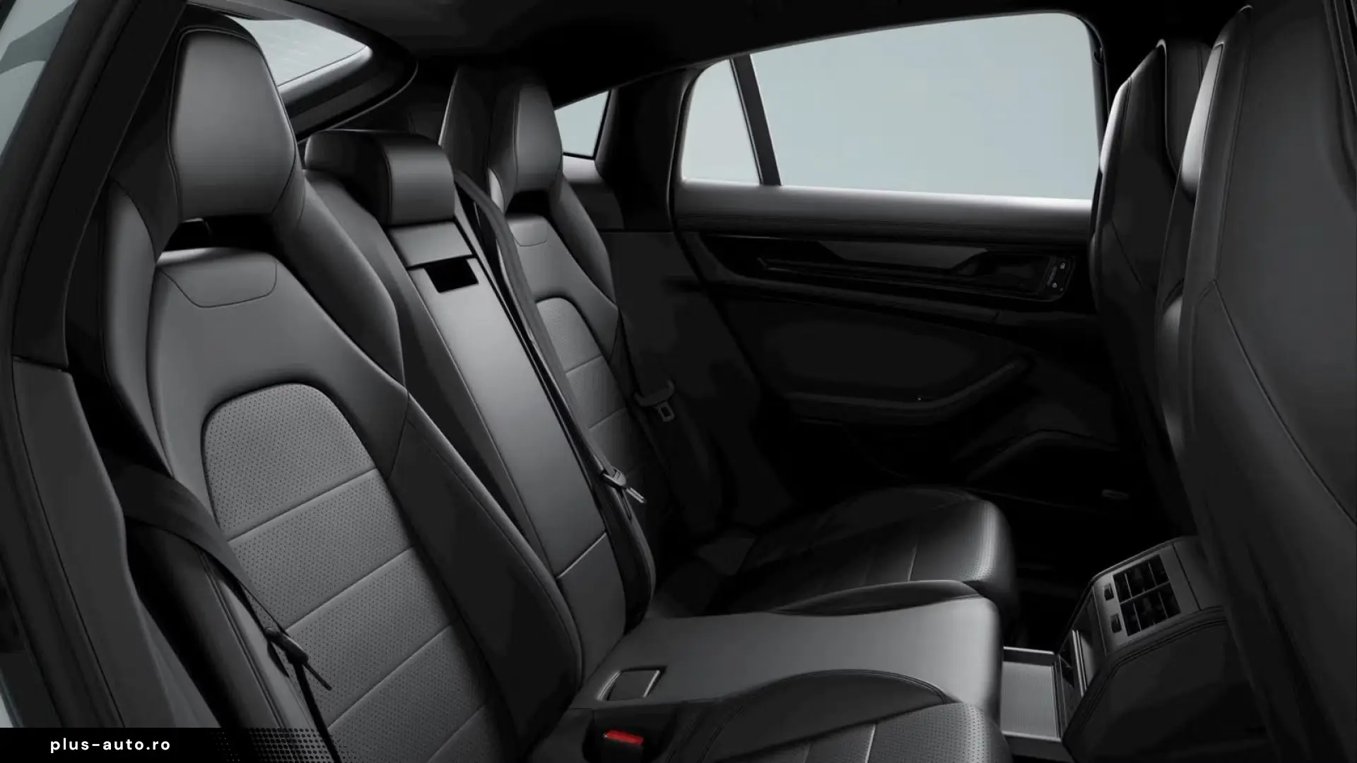 PORSCHE Panamera 4 E-Hybrid