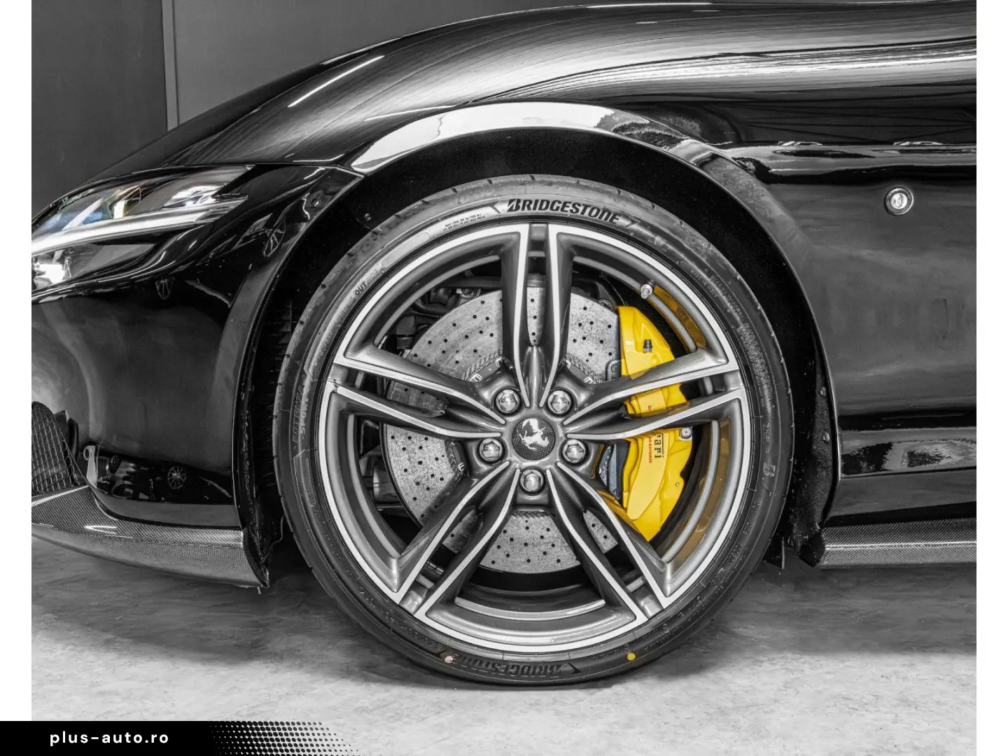 FERRARI Roma SPIDER _ACC_CARBON_360 _MATRIX_ FULL