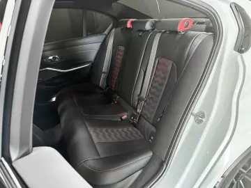 BMW M3 Limousine CS  50 JAHRE KEYLESS 20 HEAD UP CAR