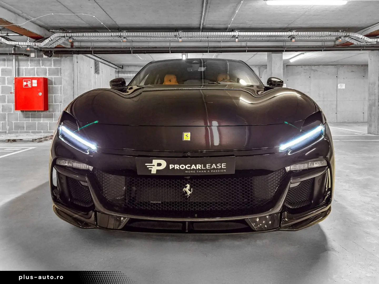 FERRARI Purosangue V12 NO VAT NERO PUROSANGUE CARBON FUL