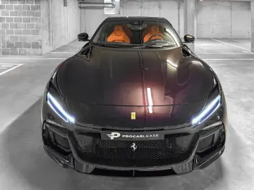 FERRARI Purosangue V12 NO VAT NERO PUROSANGUE CARBON FUL