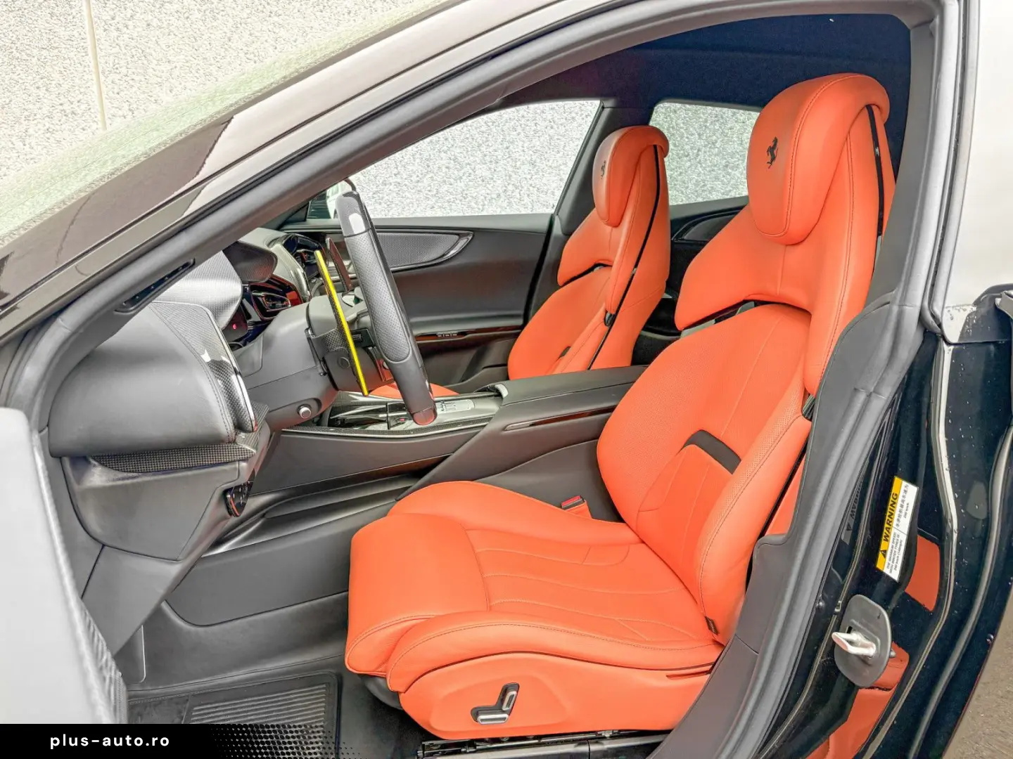 FERRARI Purosangue V12 NO VAT NERO PUROSANGUE CARBON FUL