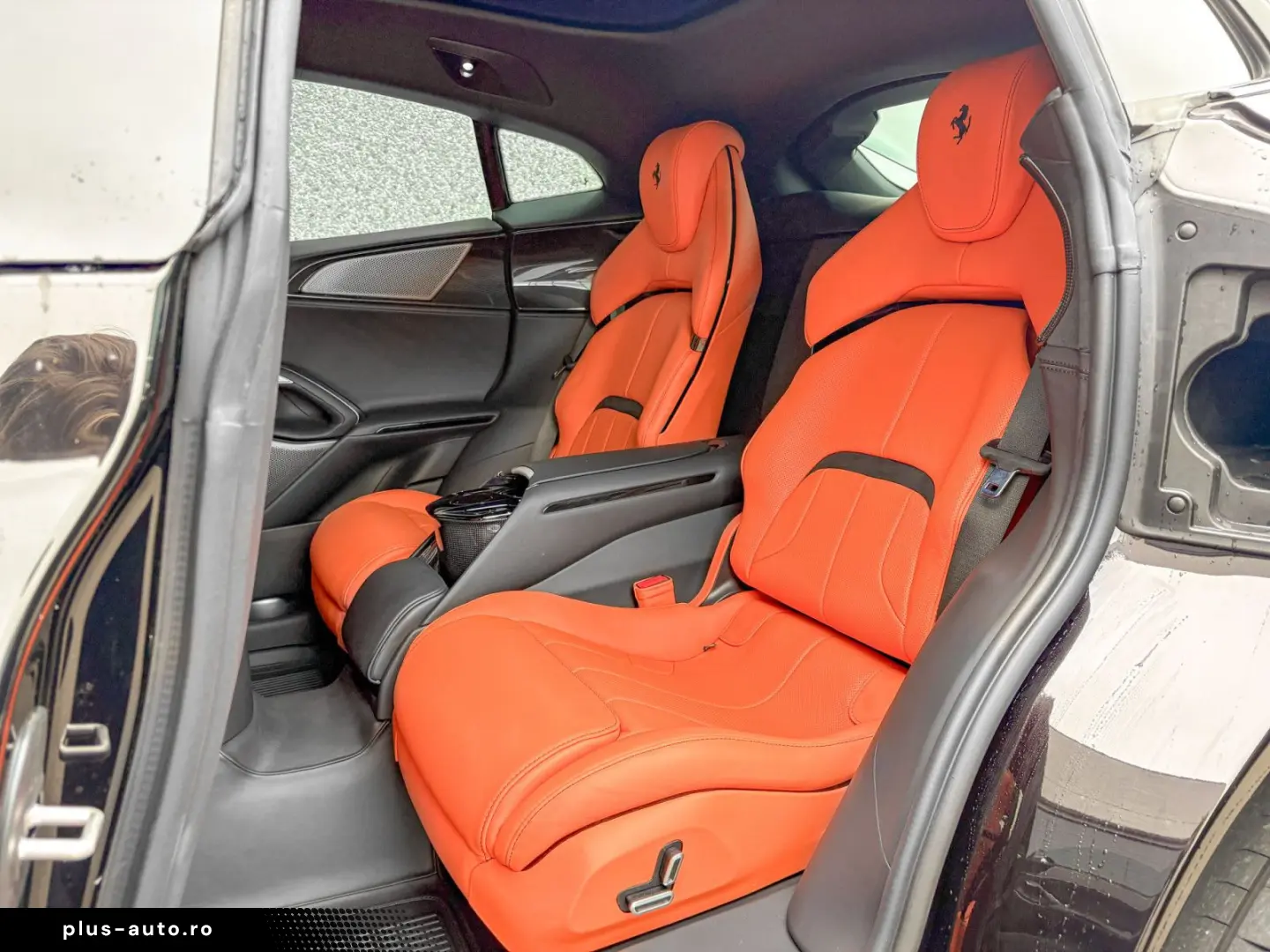 FERRARI Purosangue V12 NO VAT NERO PUROSANGUE CARBON FUL