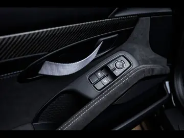 PORSCHE 718 Boxster SPYDER RS PDK LIFT BOSE