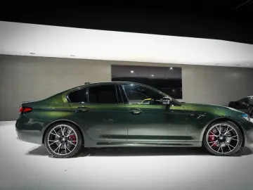 BMW M5 Lim. Competition B&W LASER MASSAGE HUD 360 KA