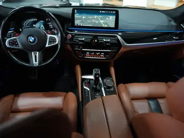 BMW M5 Lim. Competition B&W LASER MASSAGE HUD 360 KA