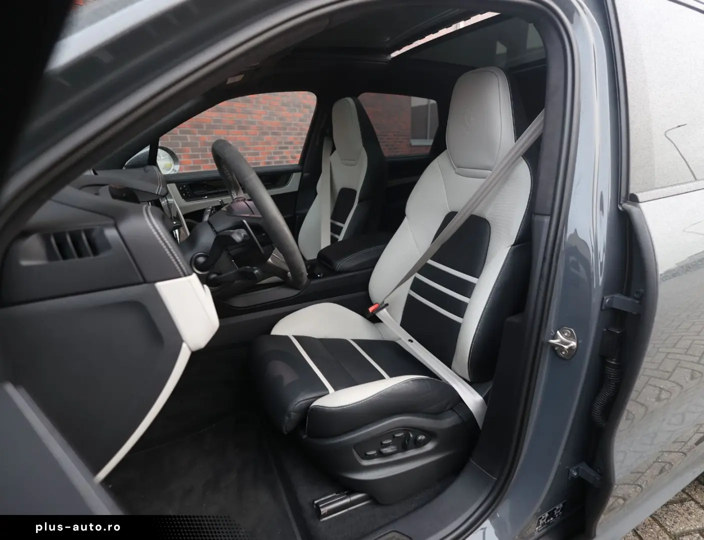 PORSCHE Cayenne E-Hybrid   PTS - Manufaktur - Voll!