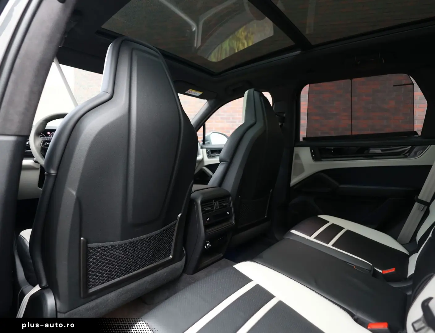 PORSCHE Cayenne E-Hybrid   PTS - Manufaktur - Voll!