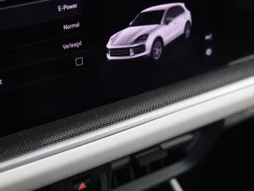 PORSCHE Cayenne E-Hybrid   PTS - Manufaktur - Voll!