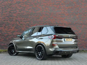 BMW X5 50e xDrive   Pano - AHK - HUD