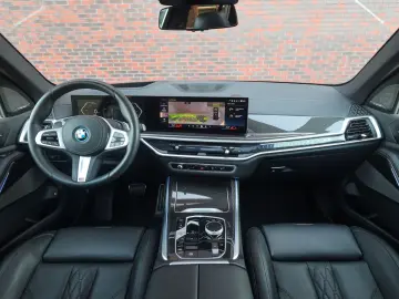 BMW X5 50e xDrive   Pano - AHK - HUD
