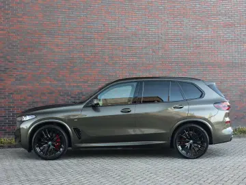 BMW X5 50e xDrive   Pano - AHK - HUD