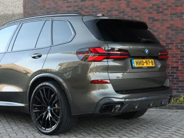 BMW X5 50e xDrive   Pano - AHK - HUD