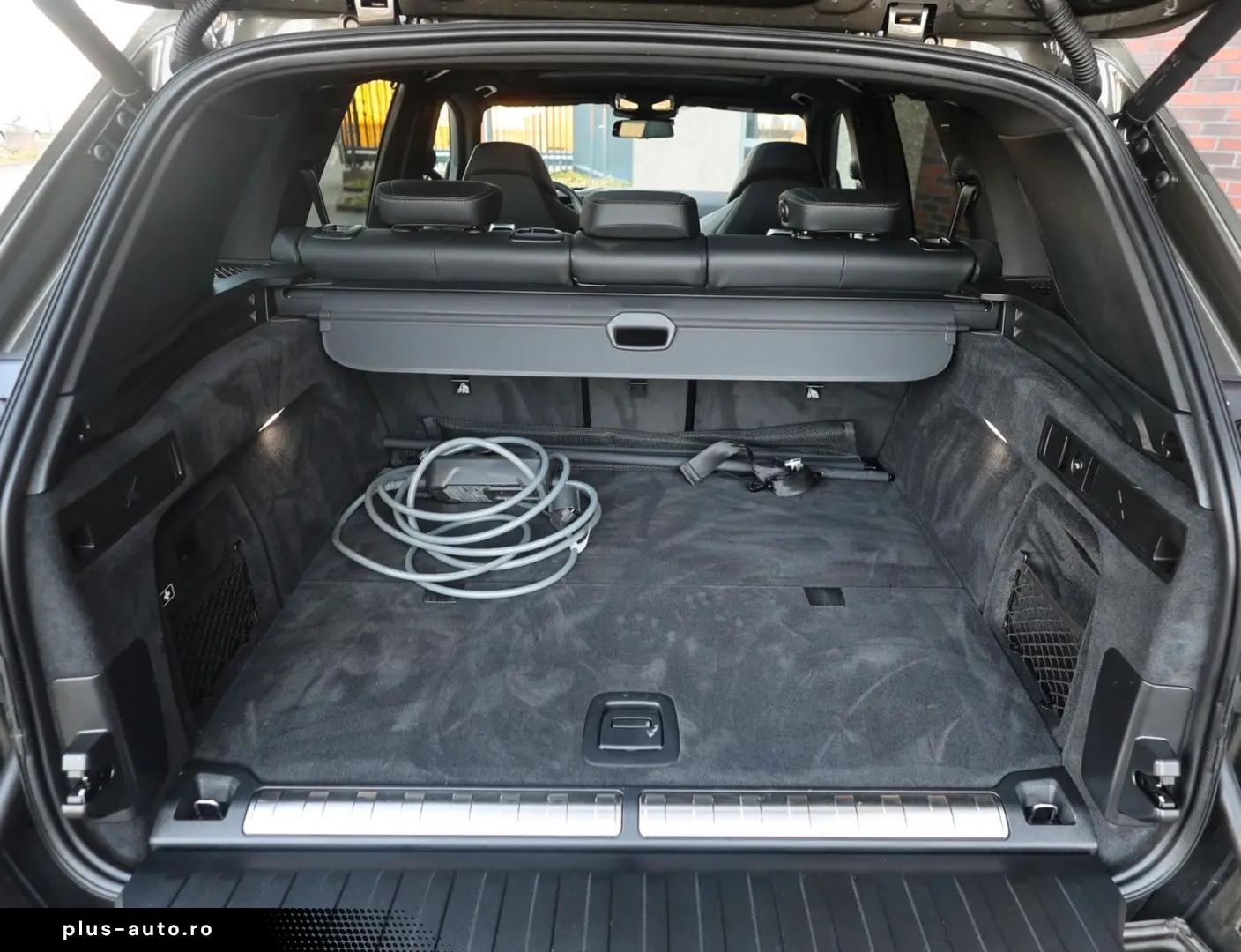 BMW X5 50e xDrive   Pano - AHK - HUD