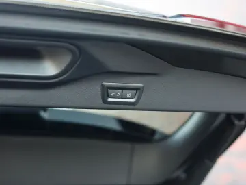 BMW X5 50e xDrive   Pano - AHK - HUD