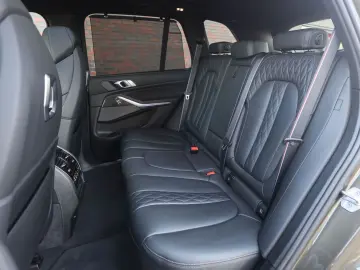 BMW X5 50e xDrive   Pano - AHK - HUD