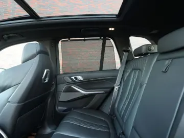 BMW X5 50e xDrive   Pano - AHK - HUD