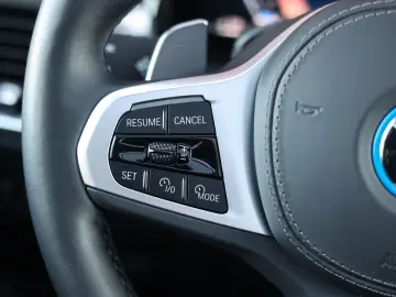 BMW X5 50e xDrive   Pano - AHK - HUD