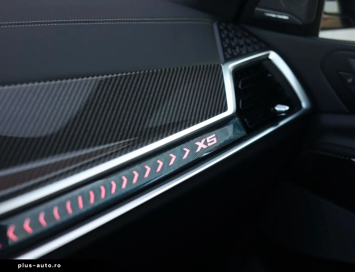 BMW X5 50e xDrive   Pano - AHK - HUD