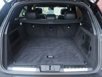 LAND ROVER Range Rover Sport P550e Autobiography