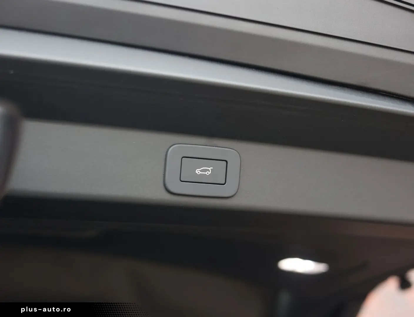 LAND ROVER Range Rover Sport P550e Autobiography