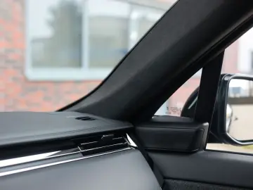 LAND ROVER Range Rover Sport P550e Autobiography