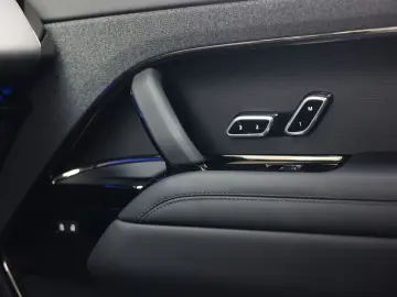 LAND ROVER Range Rover Sport P550e Autobiography